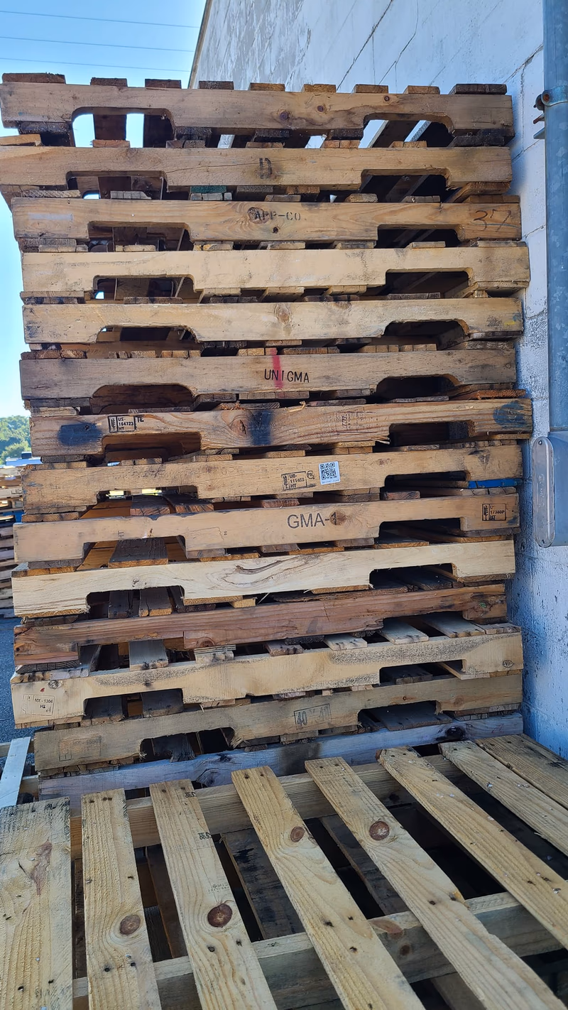 Gilbert, Arizona - Grade A Premium 48x40 Wood Pallets