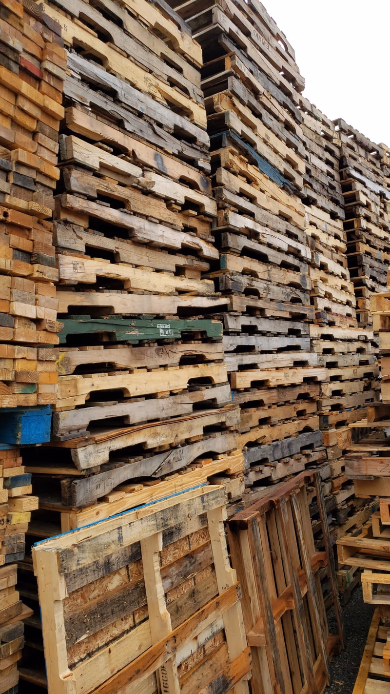 Fayetteville, Arkansas - Grade B Standard Wood Pallets