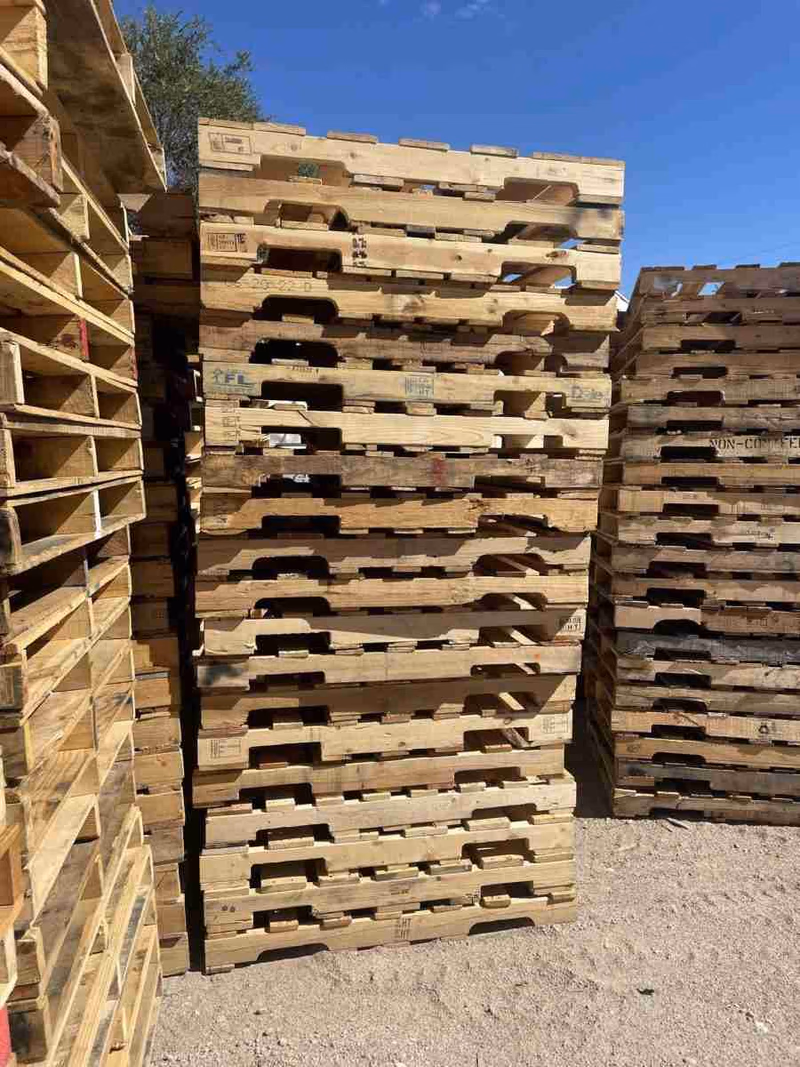 Springdale, Arkansas - Grade B Standard Wood Pallets
