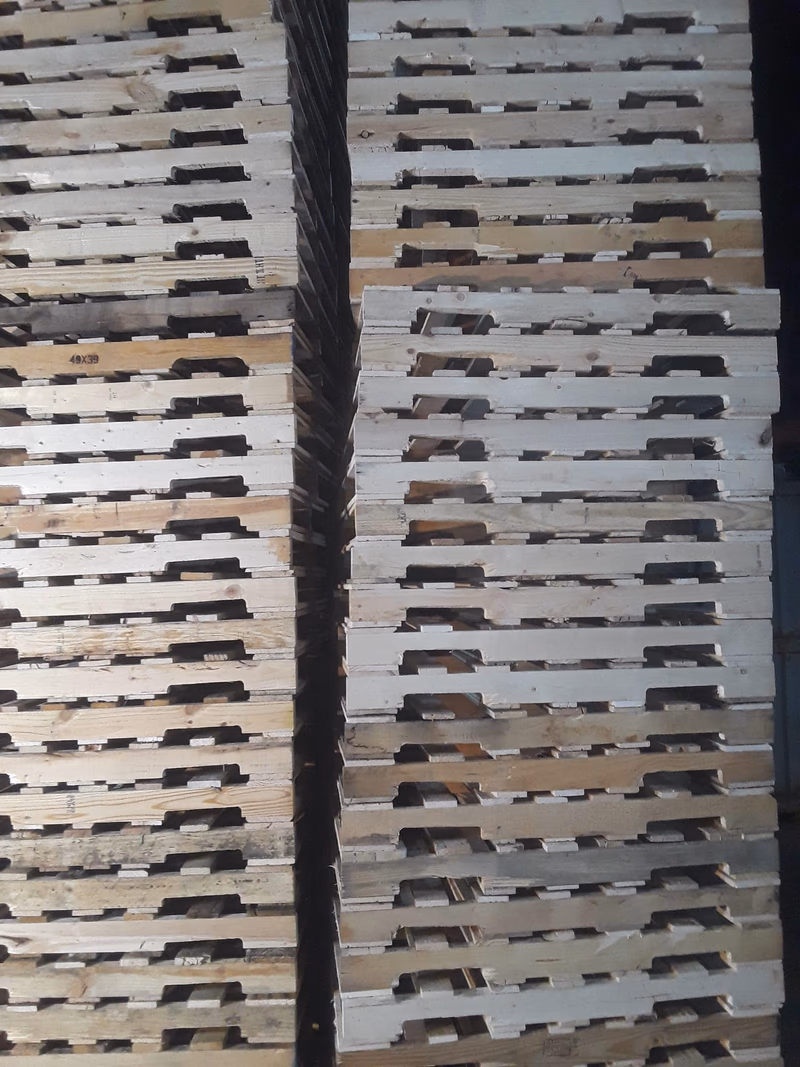 Riverside, California - Pallet Cores for Recycling