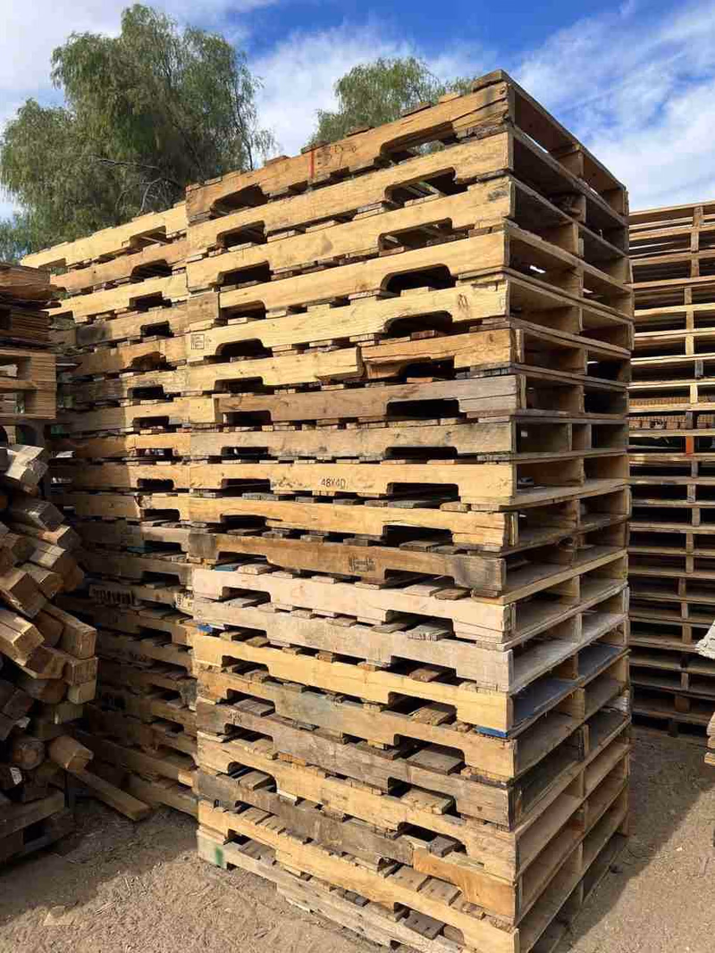 San Francisco, California - Grade A Premium 48x40 Wood Pallets