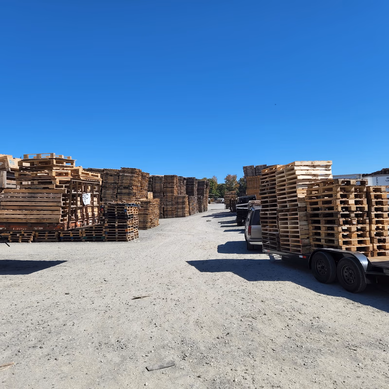 Bridgeport, Connecticut - Grade C Economy Wood Pallets