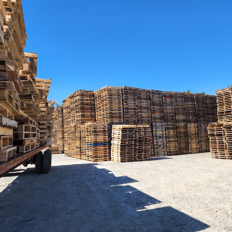 New Haven, Connecticut - Grade B Standard Wood Pallets
