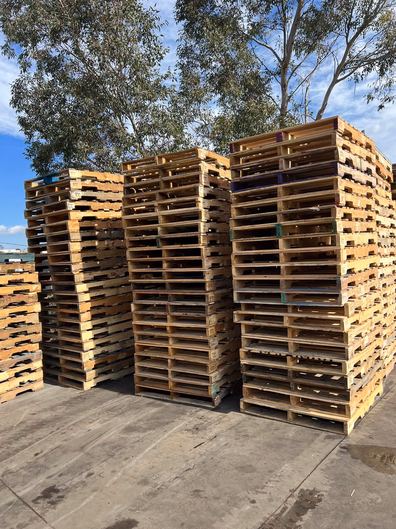 Dover, Delaware - Grade B Standard Wood Pallets