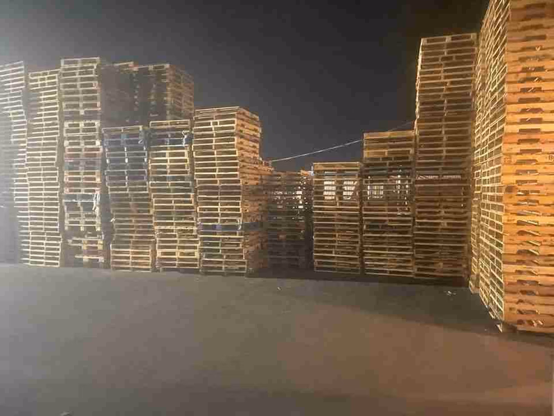 Indianapolis, Indiana - Grade B Standard Wood Pallets