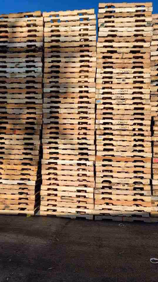 Cedar Rapids, Iowa - Grade C Economy Wood Pallets