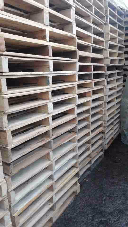 Olathe, Kansas - Grade C Economy Wood Pallets