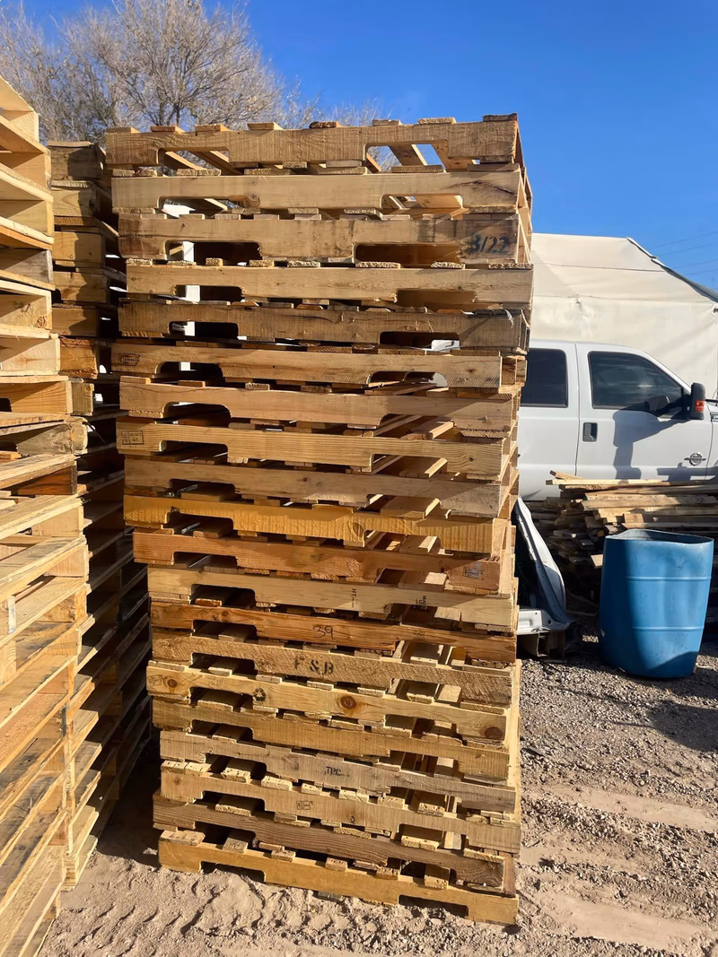 Lafayette, Louisiana - Grade C Economy Wood Pallets