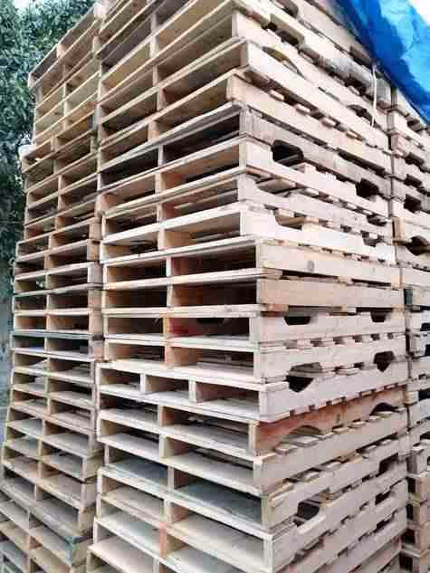Germantown, Maryland - Grade A Premium 48x40 Wood Pallets