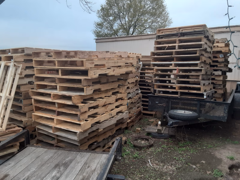 Silver Spring, Maryland - Grade B Standard Wood Pallets