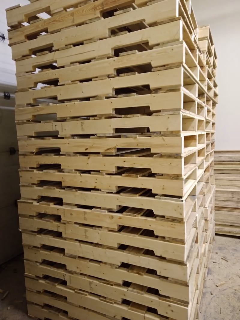 Cambridge, Massachusetts - Grade A Premium 48x40 Wood Pallets