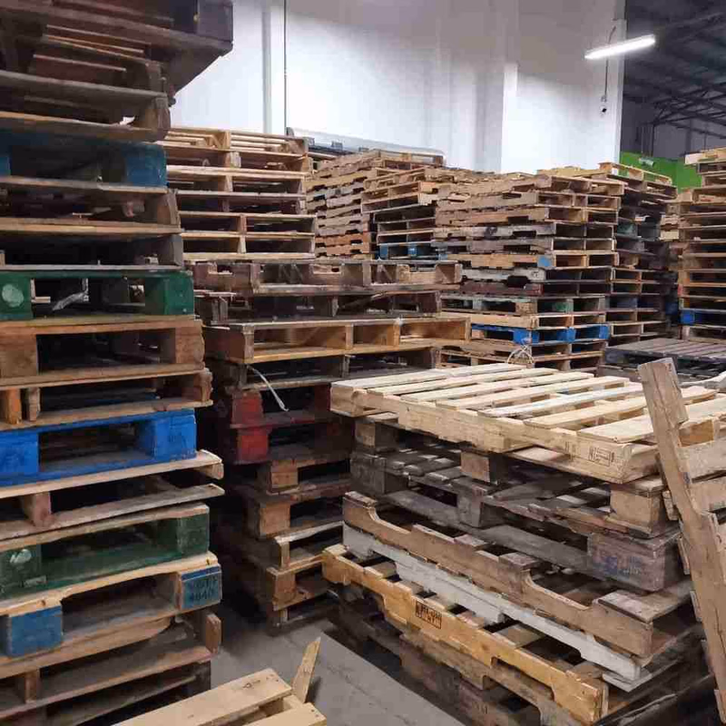 Detroit, Michigan - Grade C Economy Wood Pallets