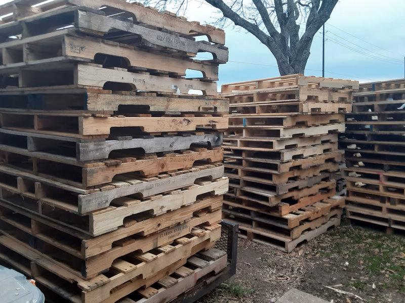 Detroit, Michigan - Pallet Cores for Recycling