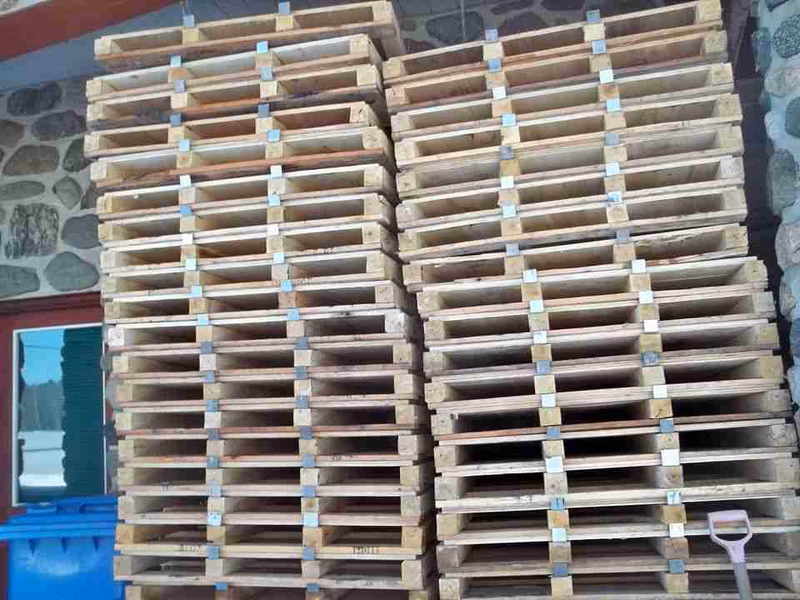 Rochester, Minnesota - Grade C Economy Wood Pallets