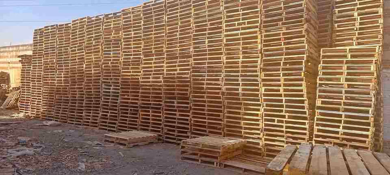 Kansas City, Missouri - Pallet Cores for Recycling