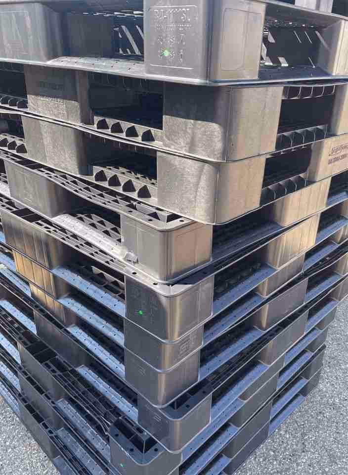 Missoula, Montana - Grade C Economy Wood Pallets