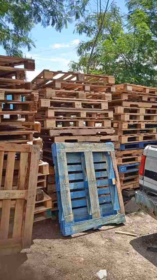 Manchester, New Hampshire - Grade C Economy Wood Pallets