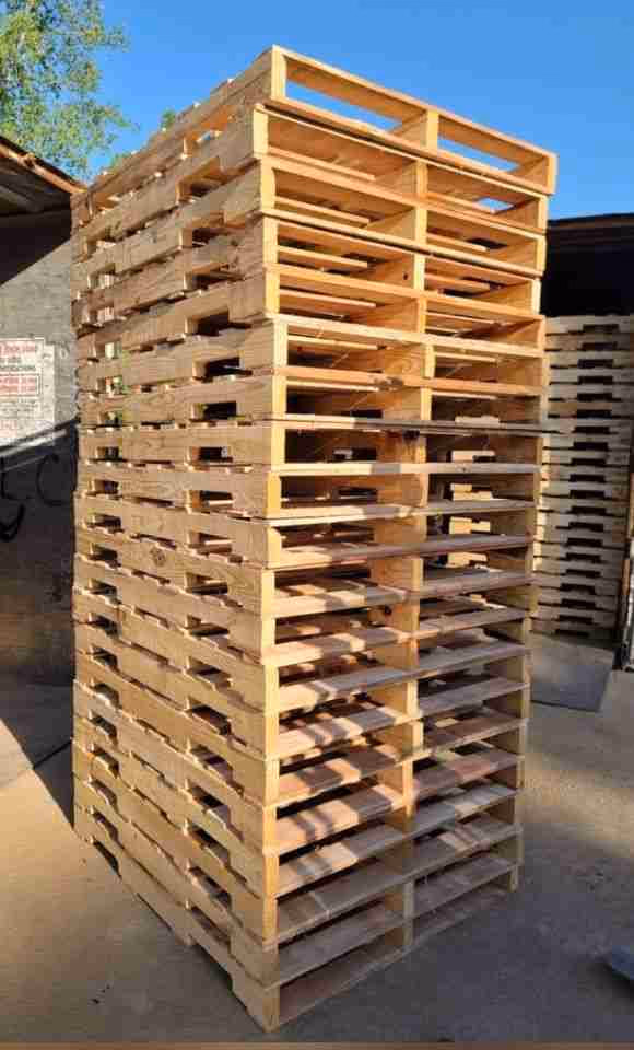 Santa Fe, New Mexico - Pallet Cores for Recycling
