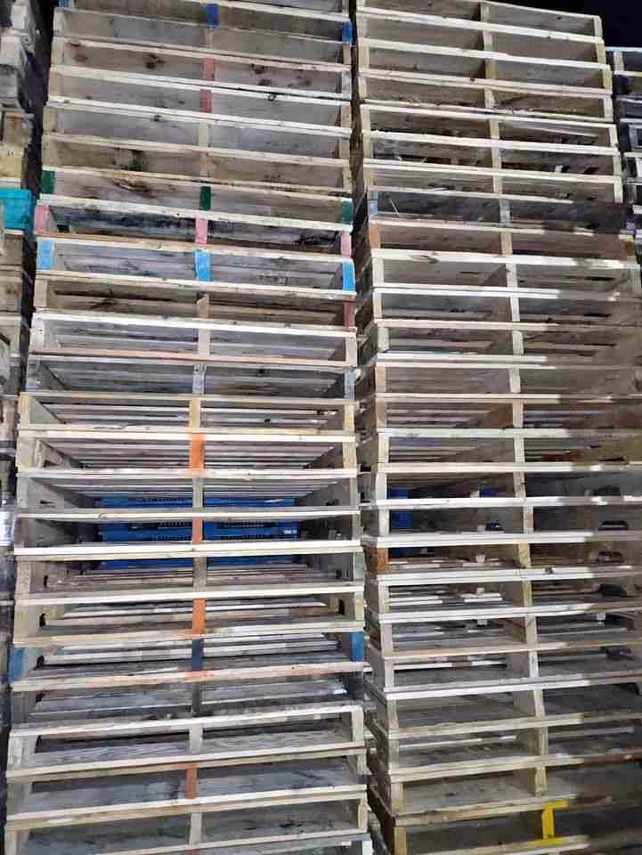 North Charleston, South Carolina - Grade B Standard Wood Pallets