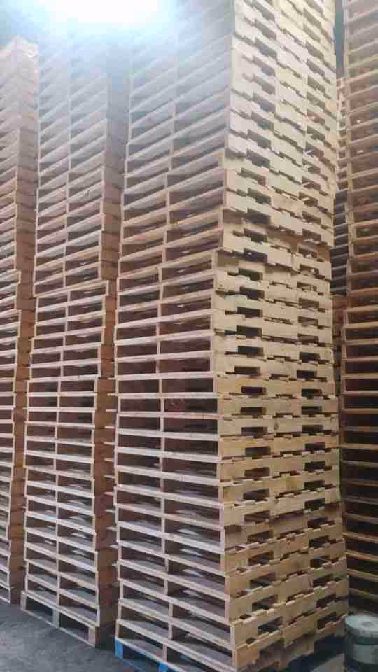 Nashville, Tennessee - Grade A Premium 48x40 Wood Pallets