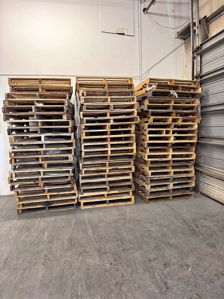San Antonio, Texas - Pallet Cores for Recycling