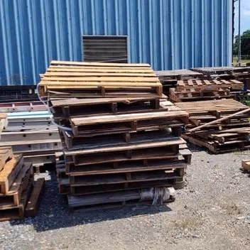 Huntington, West Virginia - Pallet Cores for Recycling