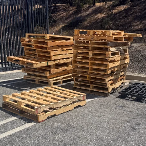 Madison, Wisconsin - Pallet Cores for Recycling