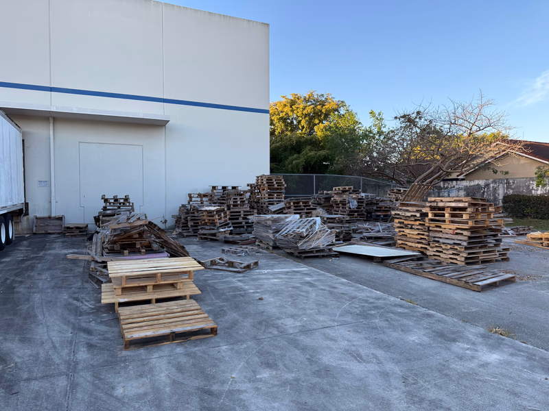 Birmingham, Alabama - Grade C Economy Wood Pallets