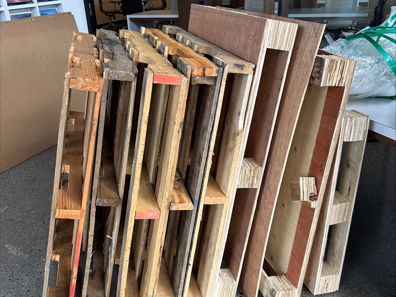 Medford, Oregon - Grade C Economy Wood Pallets