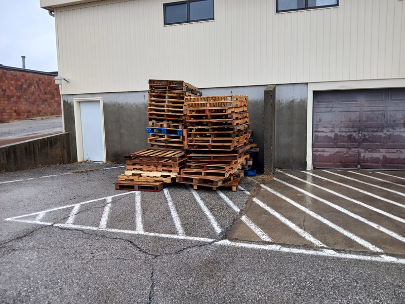 Odessa, Texas - Pallet Cores for Recycling