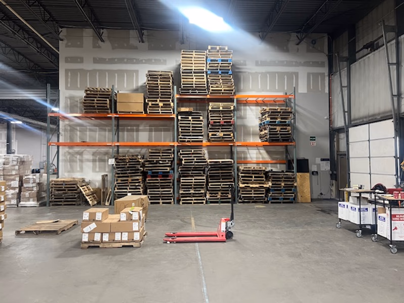 Allen, Texas - Grade A Premium 48x40 Wood Pallets