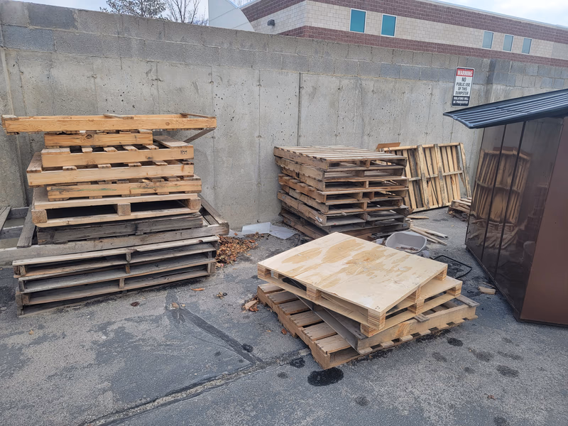Allen, Texas - Grade B Standard Wood Pallets