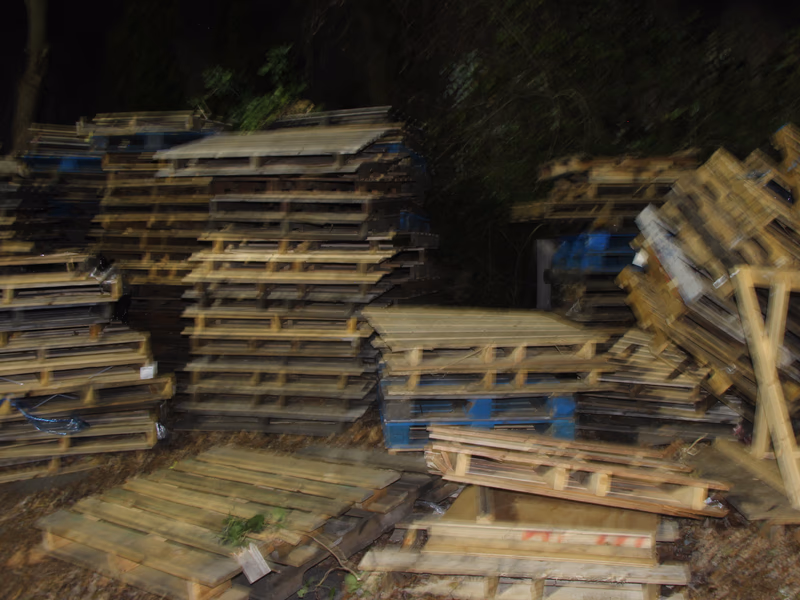 Oceanside, California - Grade B Standard Wood Pallets