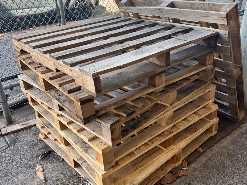 Lancaster, California - Grade C Economy Wood Pallets
