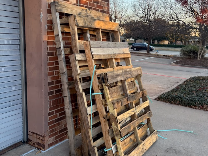 Roseville, California - Grade C Economy Wood Pallets