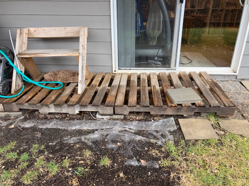 Corona, California - Pallet Cores for Recycling