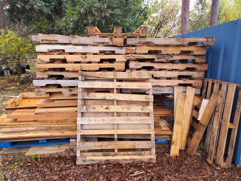 Salinas, California - Grade B Standard Wood Pallets