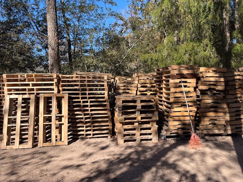 Alexandria, Virginia - Grade C Economy Wood Pallets