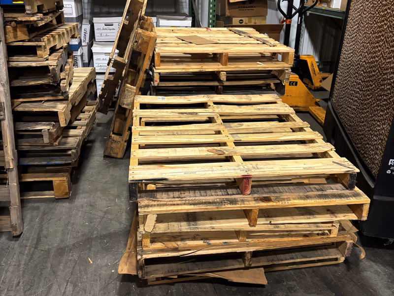Hampton, Virginia - Grade C Economy Wood Pallets