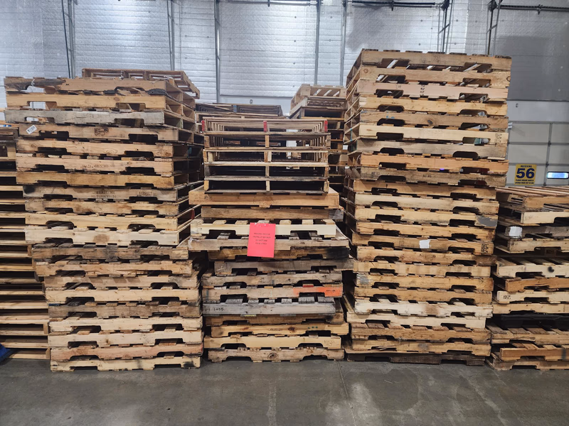 Jurupa Valley, California - Pallet Cores for Recycling