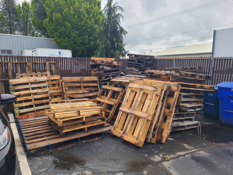 Thornton, Colorado - Grade C Economy Wood Pallets
