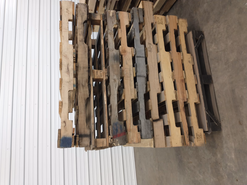 Centennial, Colorado - Grade C Economy Wood Pallets