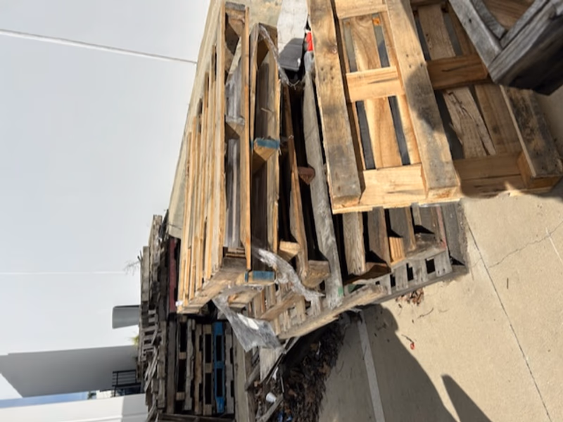 Tallahassee, Florida - Grade C Economy Wood Pallets