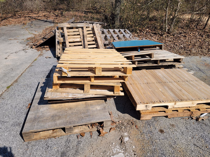 Pembroke Pines, Florida - Grade B Standard Wood Pallets