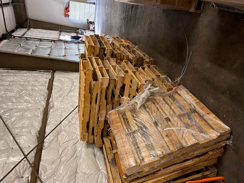 Boca Raton, Florida - Grade A Premium 48x40 Wood Pallets