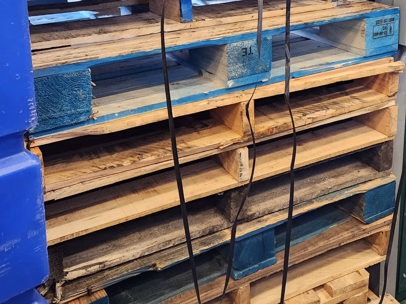 Quincy, Massachusetts - Grade C Economy Wood Pallets