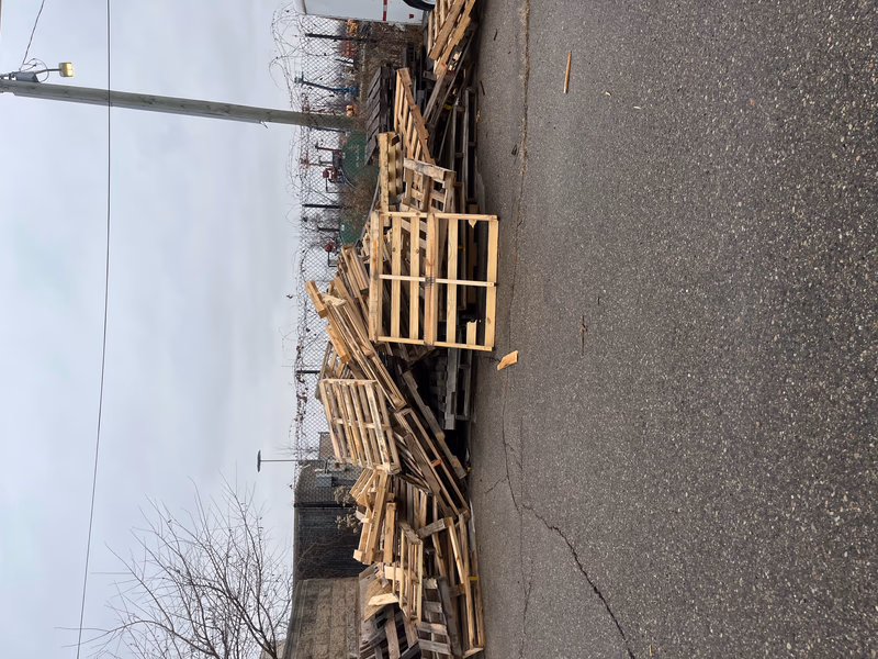 New Bedford, Massachusetts - Pallet Cores for Recycling