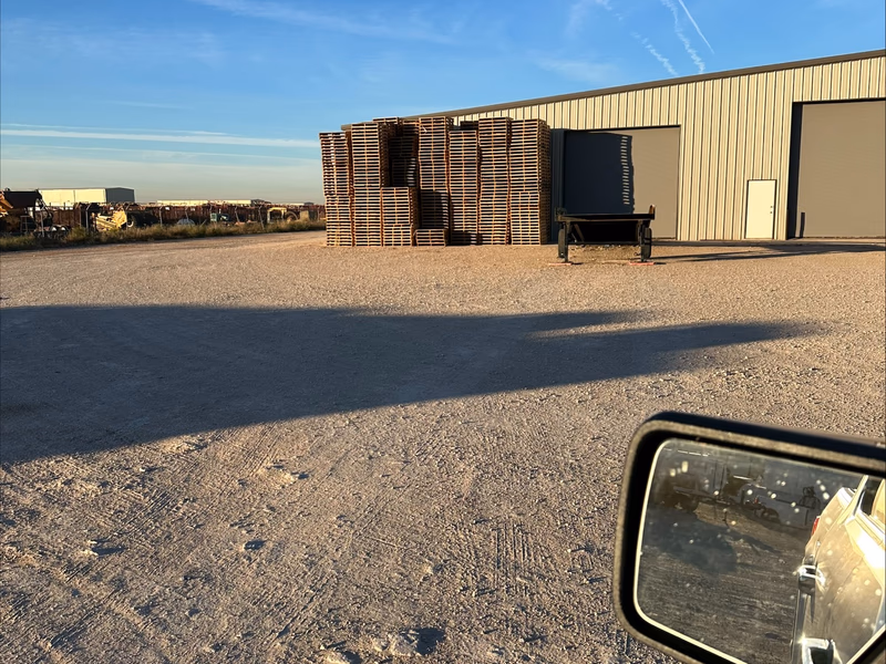 Concord, North Carolina - Grade A Premium 48x40 Wood Pallets