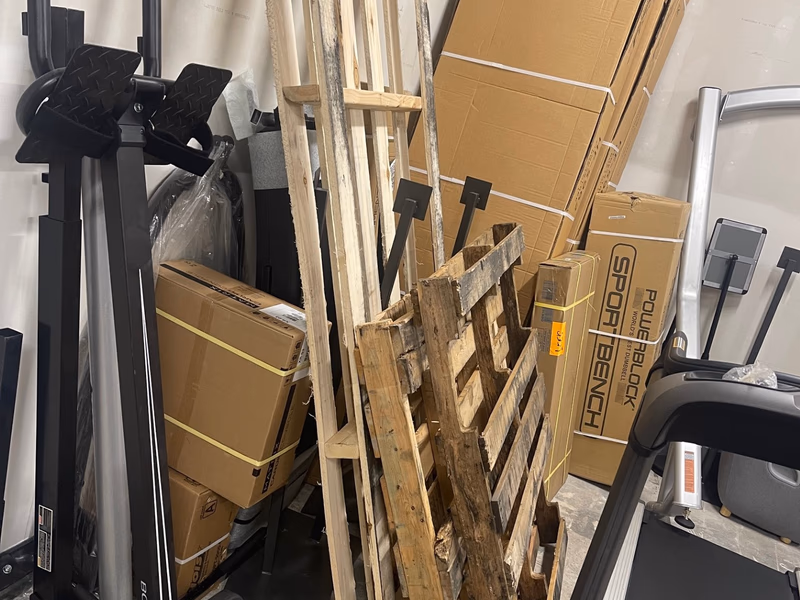 Broken Arrow, Oklahoma - Grade A Premium 48x40 Wood Pallets