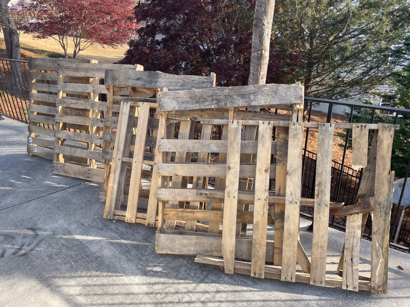Denton, Texas - Grade B Standard Wood Pallets